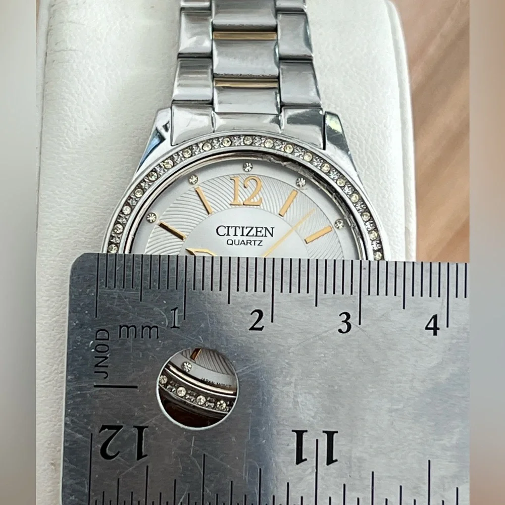 Citizen Watch Swarovski Crystals Stainless Two-Tone Bracelet Date New Crystal